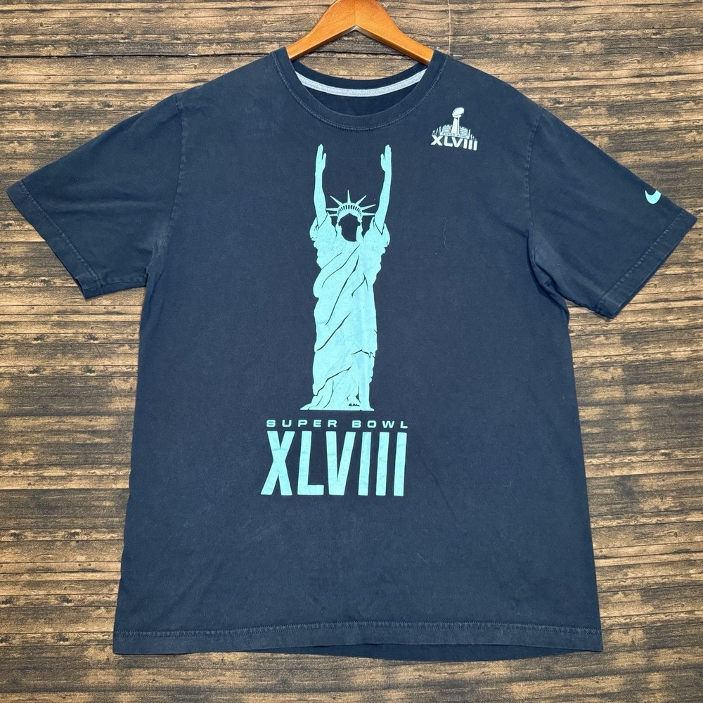 Nike Super Bowl XLVIII T-Shirt Women Large Navy Blue Statue of Liberty